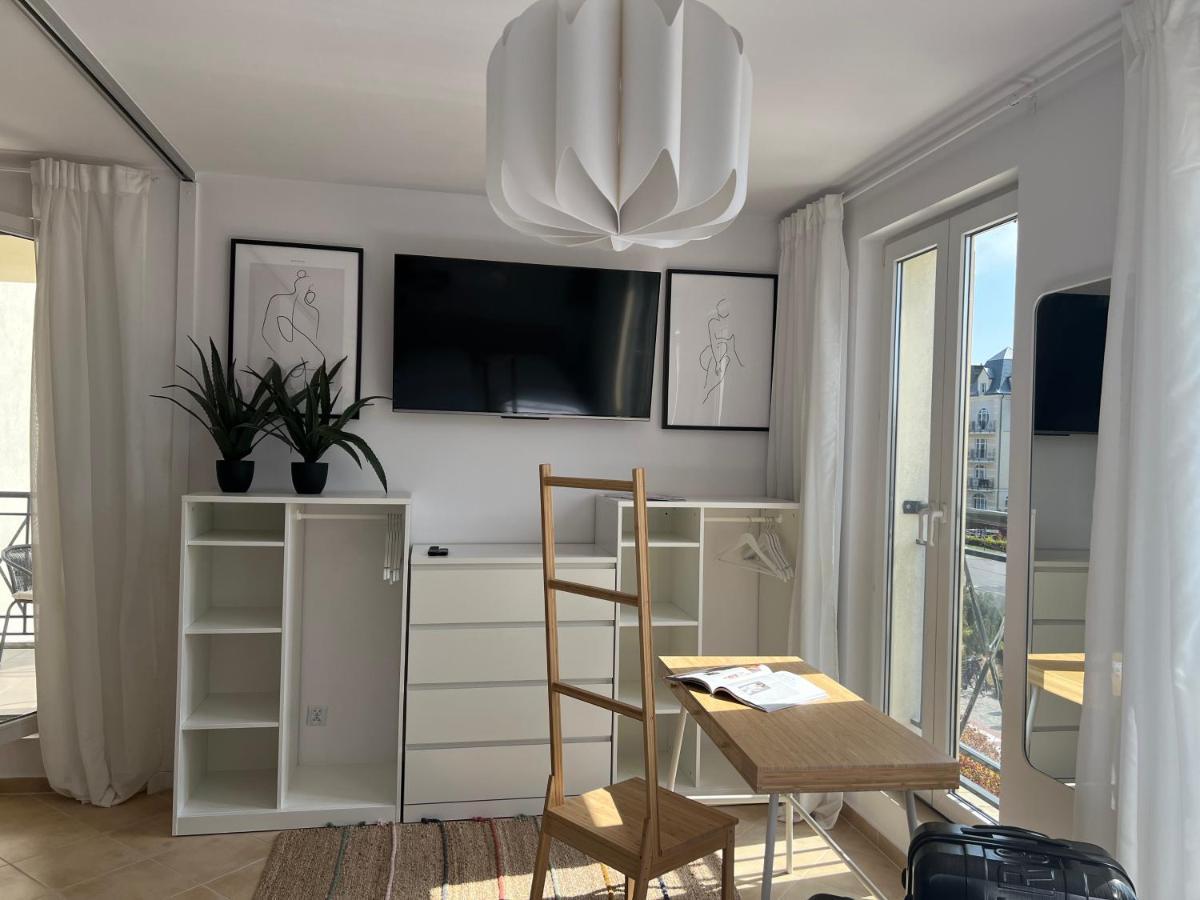 Apartament Przy Plazy Boho シフィノウイシチェ エクステリア 写真
